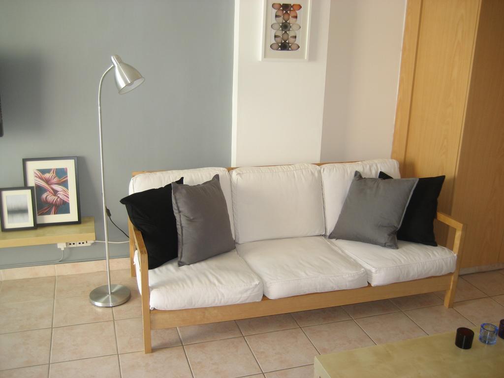 Lykavitos Apartments Nicosia Room photo